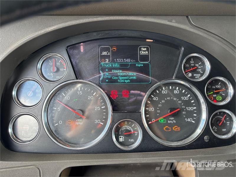Kenworth T680 وحدات الجر