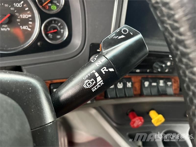 Kenworth T680 Truck Tractor Units