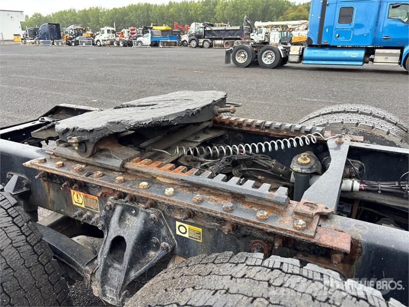 Kenworth T680 Vetopöytäautot