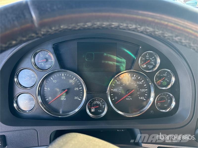 Kenworth T680 牵引车