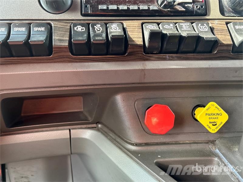Kenworth T680 Tractor Units