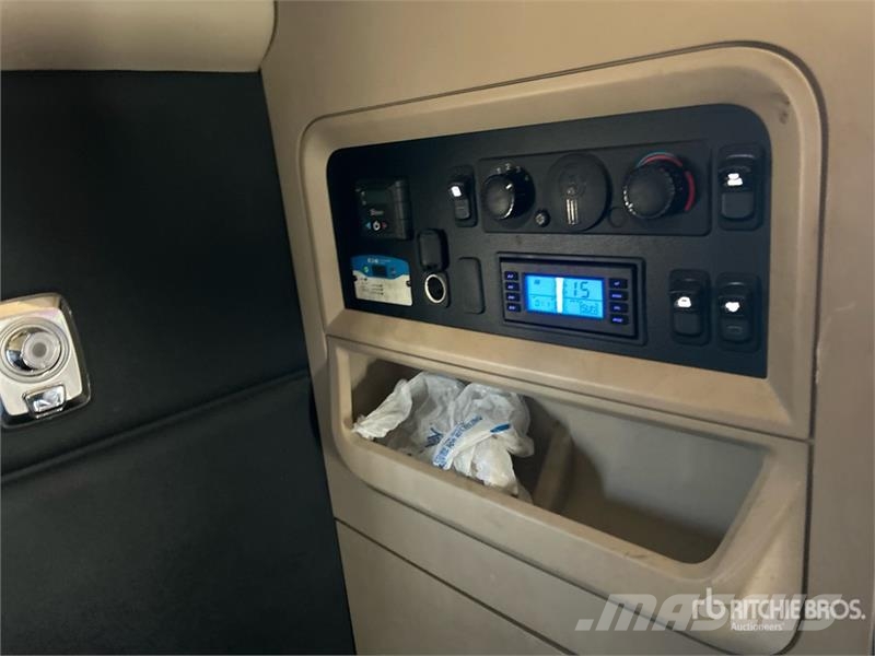 Kenworth T680 Truck Tractor Units