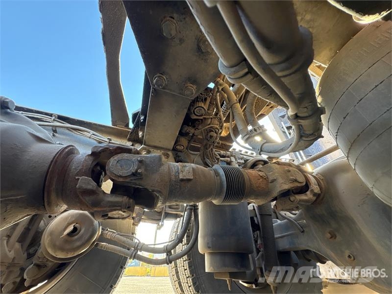 Kenworth T680 وحدات الجر