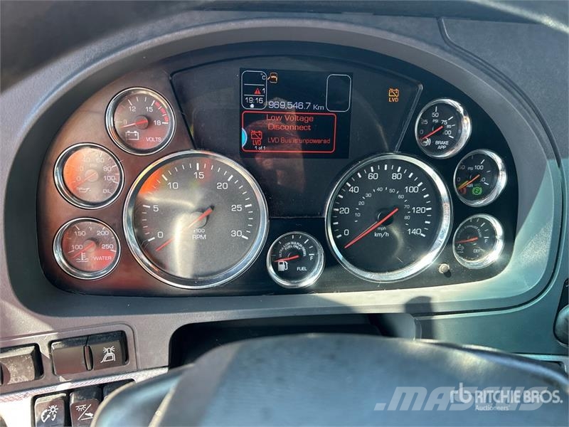 Kenworth T680 Vetopöytäautot