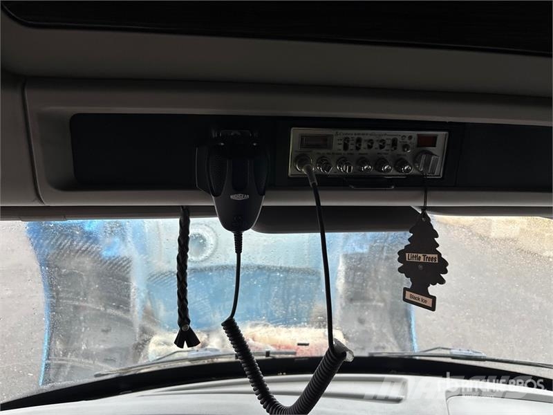 Kenworth T680 Vetopöytäautot