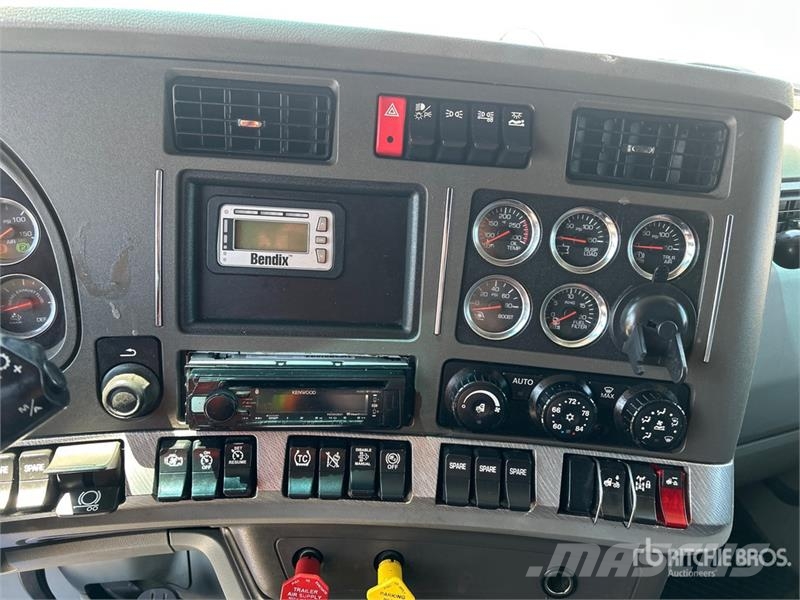 Kenworth T680 Truck Tractor Units