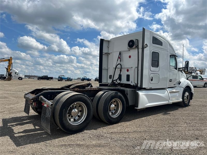 Kenworth T680 Prime Movers