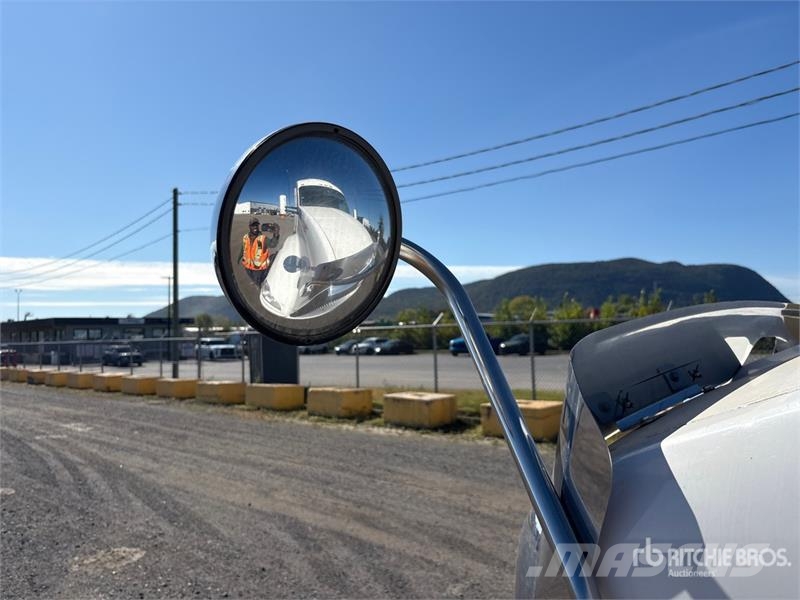 Kenworth T680 Motrici e Trattori Stradali