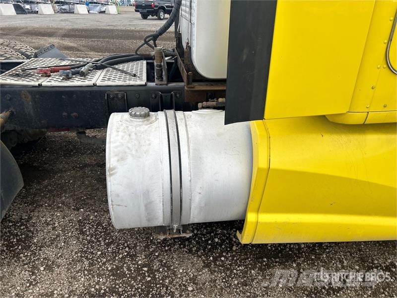 Kenworth T680 Vetopöytäautot