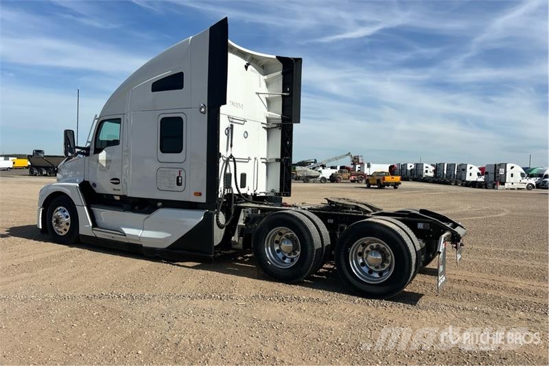 Kenworth T680 Τράκτορες