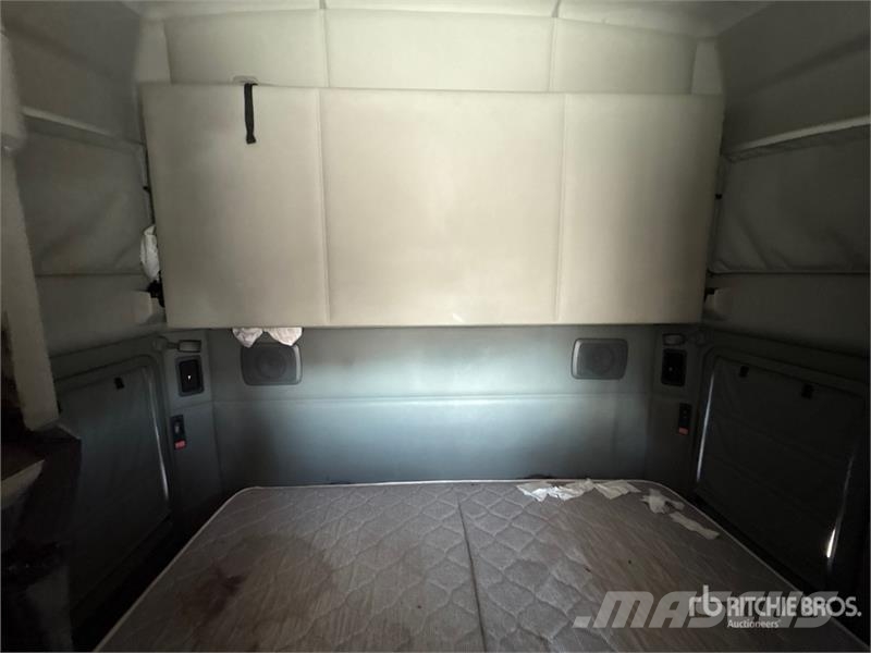 Kenworth T680 Motrici e Trattori Stradali