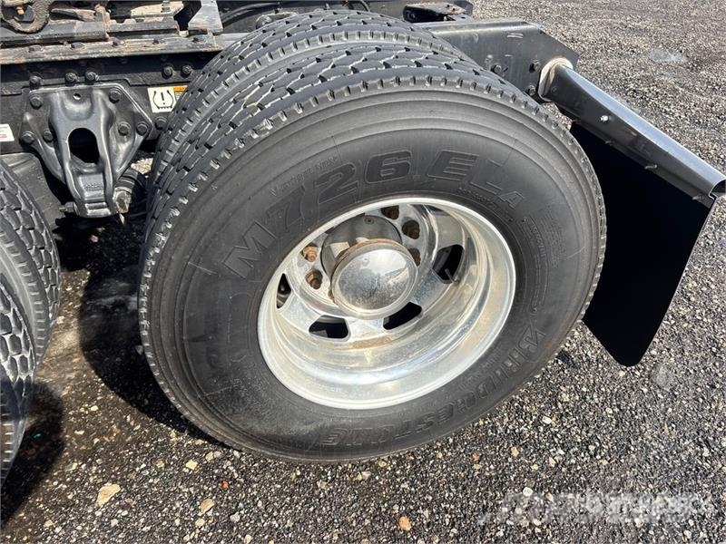 Kenworth T680 Влекачи