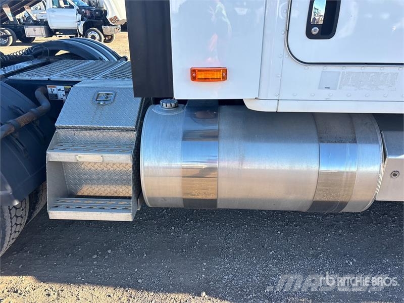 Kenworth T680 牵引车