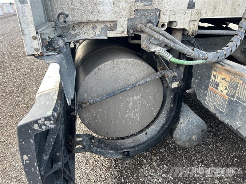Kenworth T680 Vetopöytäautot