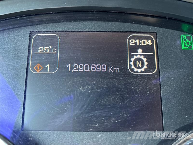 Kenworth T680 Vetopöytäautot