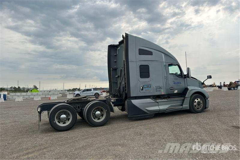 Kenworth T680 Tractor Units