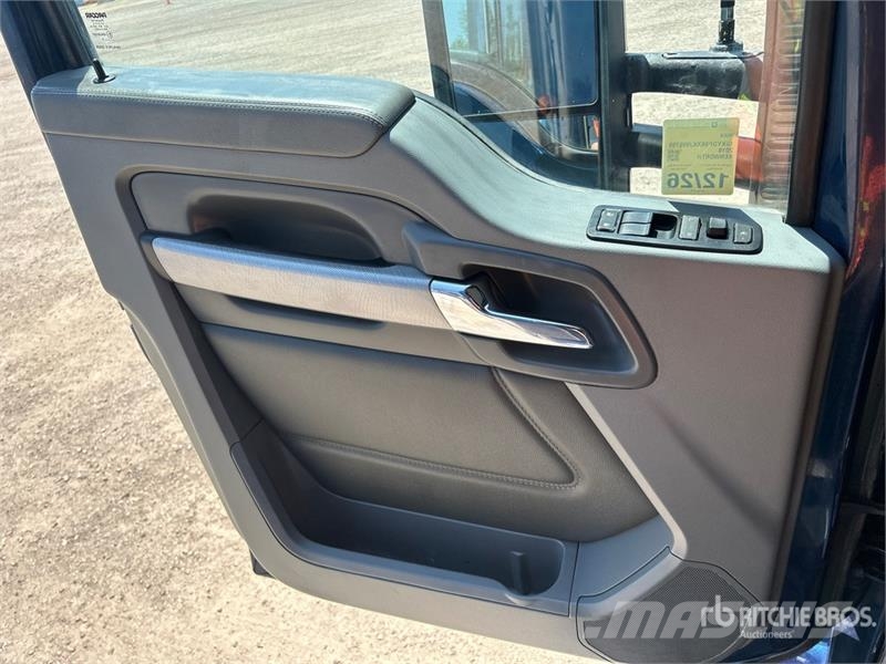 Kenworth T680 Truck Tractor Units