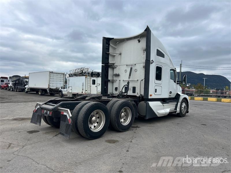 Kenworth T680 Sattelzugmaschinen