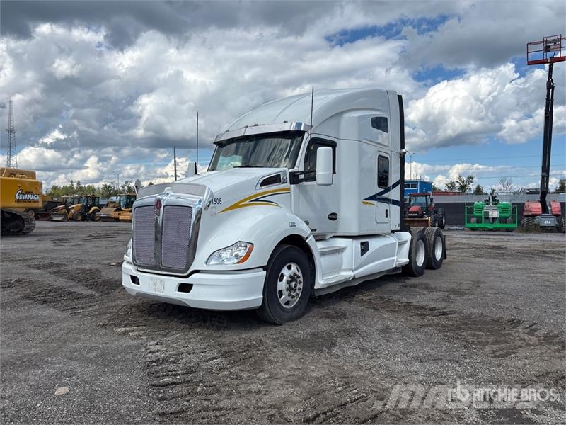 Kenworth T680 وحدات الجر