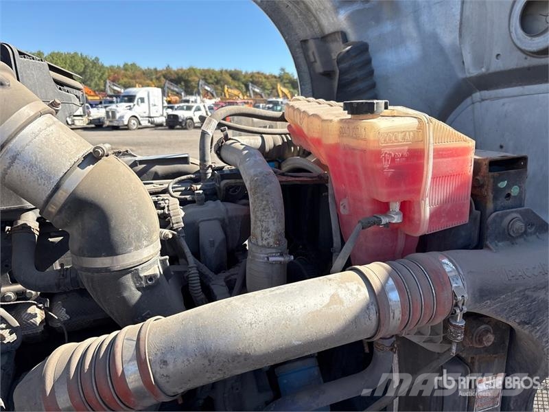 Kenworth T680 Motrici e Trattori Stradali