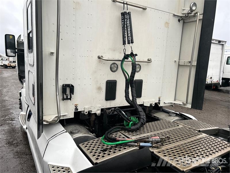 Kenworth T680 Truck Tractor Units