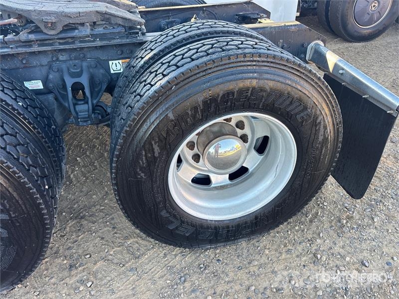 Kenworth T680 Tractor Units