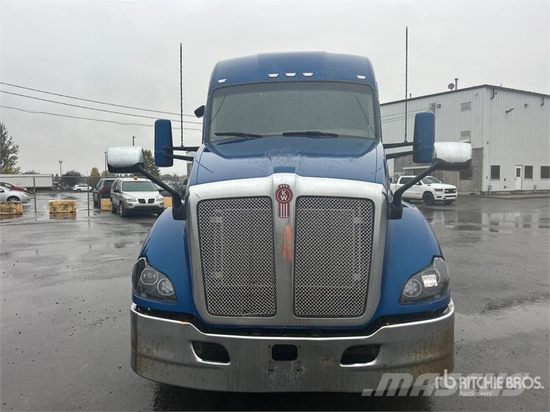 Kenworth T680 Naudoti vilkikai