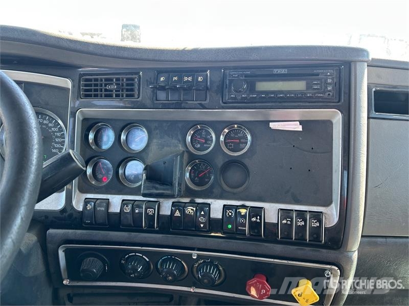 Kenworth T800 Тягачі