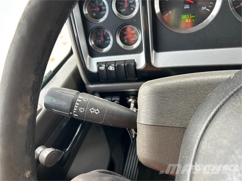 Kenworth T800 Kabine i unutrašnjost
