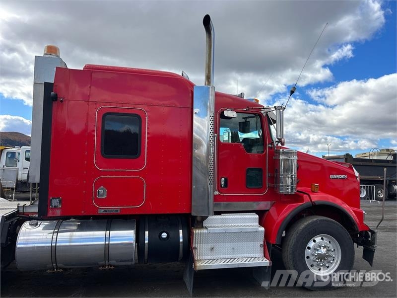 Kenworth T800 وحدات الجر