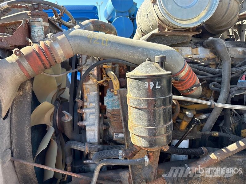 Kenworth T800 牵引车