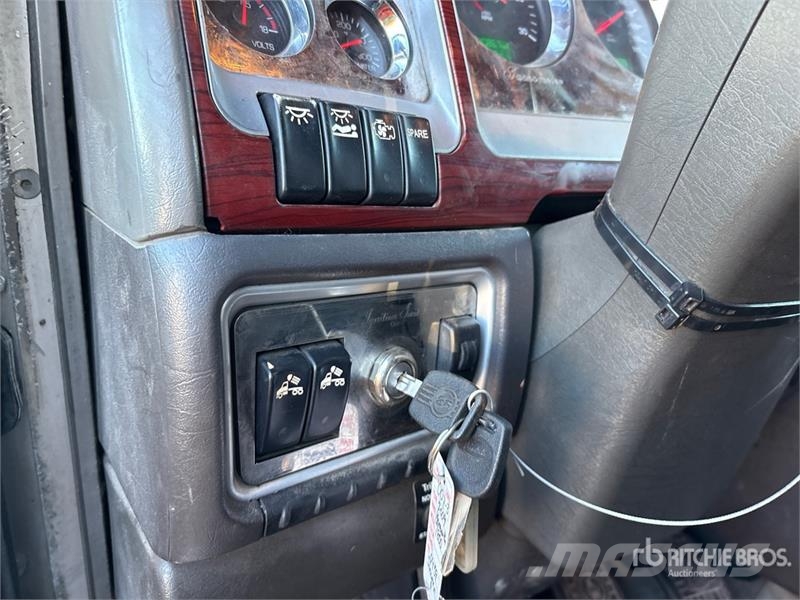 Kenworth T800 Motrici e Trattori Stradali