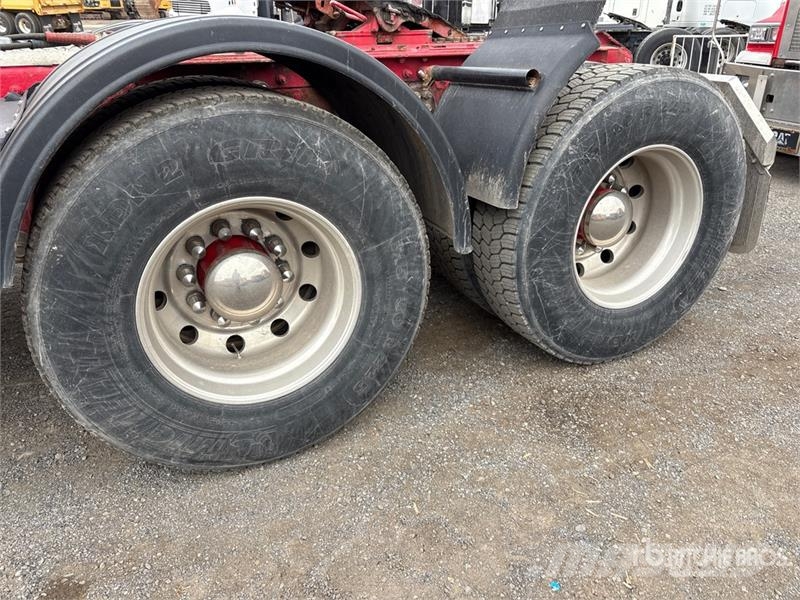 Kenworth T800 Vilcēji