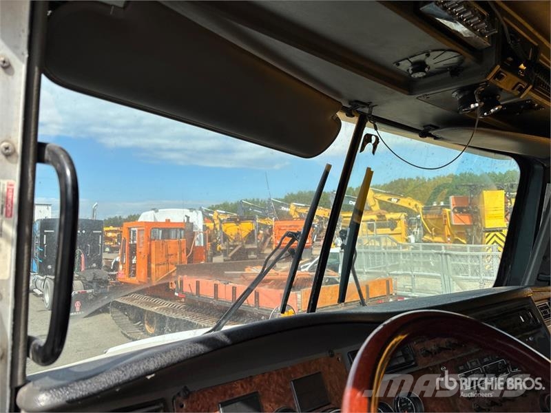 Kenworth T800 牵引车