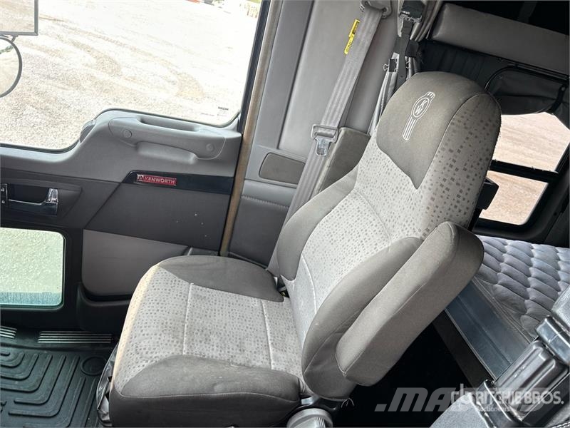 Kenworth T800 Prime Movers
