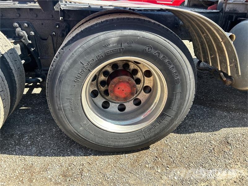 Kenworth T800 Vetopöytäautot