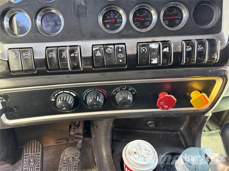 Kenworth T800 Trekkers