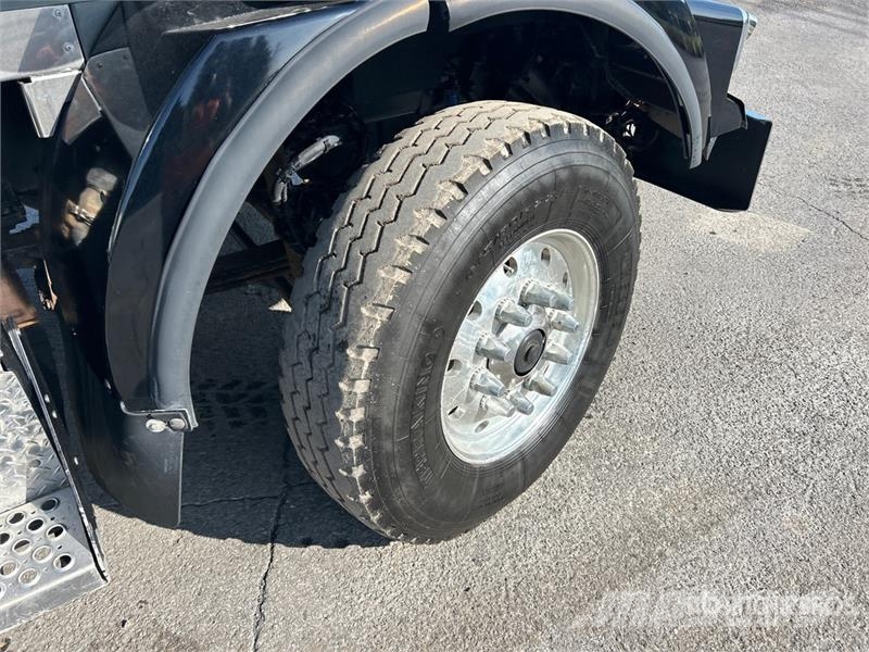 Kenworth T800 Tipper trucks