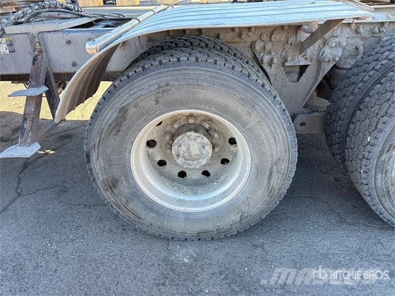 Kenworth T800 وحدات الجر