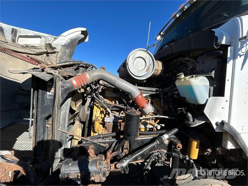 Kenworth T800 وحدات الجر
