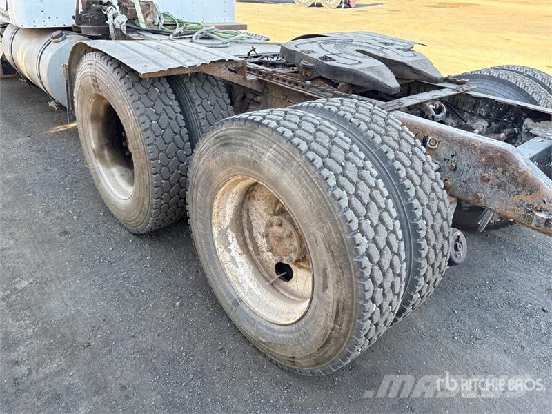 Kenworth T800 Tractor Units