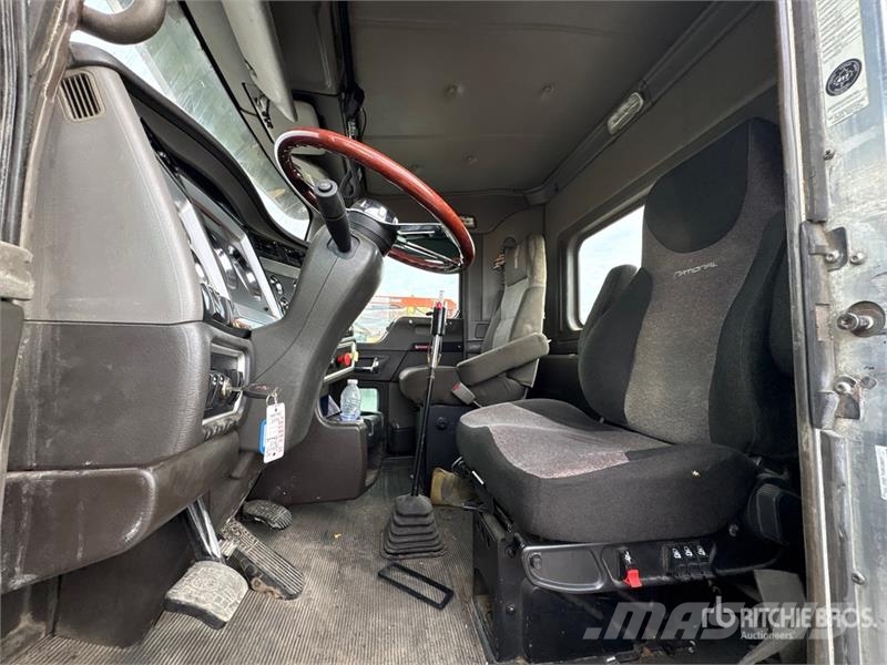 Kenworth T800 Vlačilci