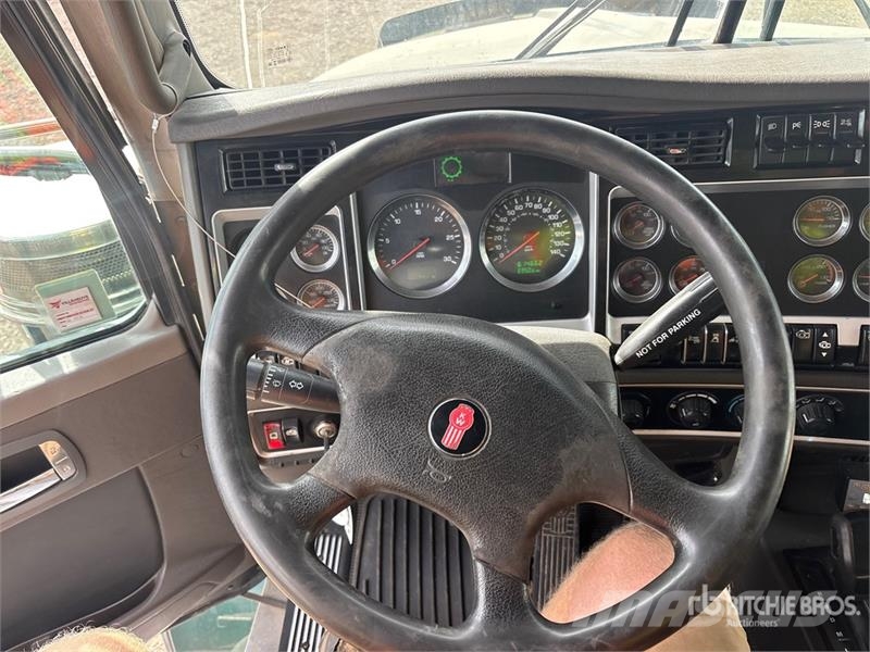 Kenworth T800 傾卸式卡車