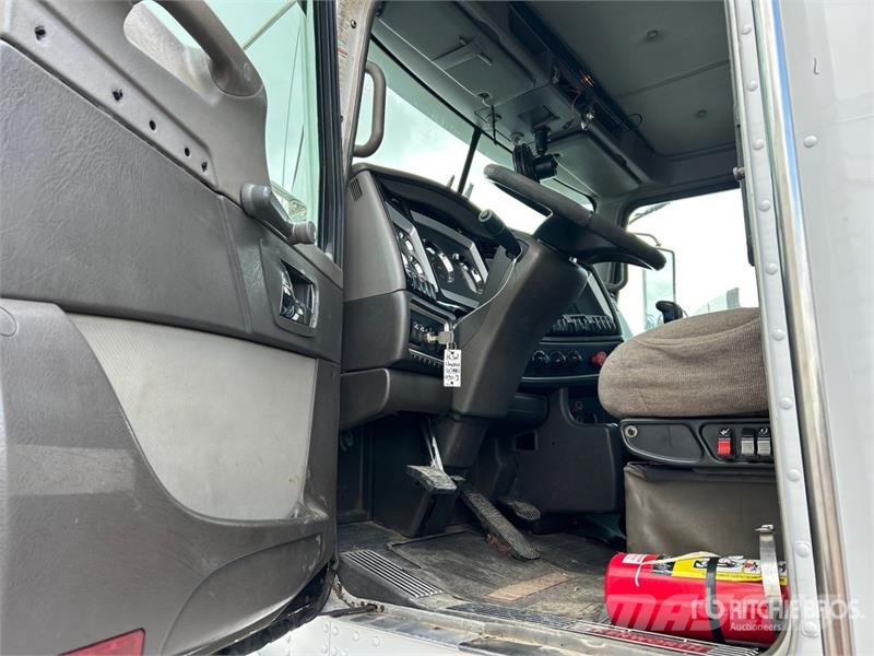 Kenworth T800 Kabine i unutrašnjost
