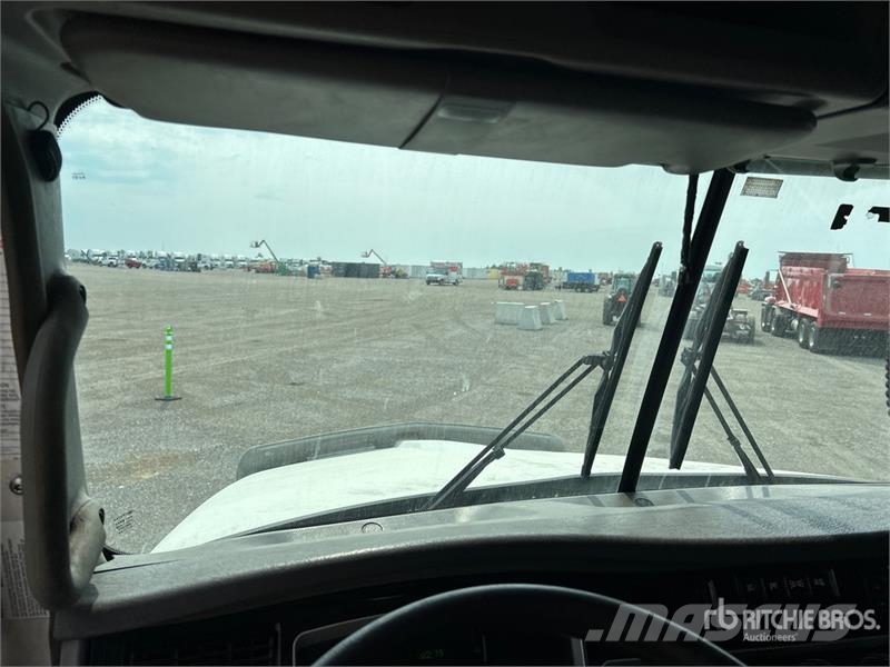 Kenworth T800 Prime Movers