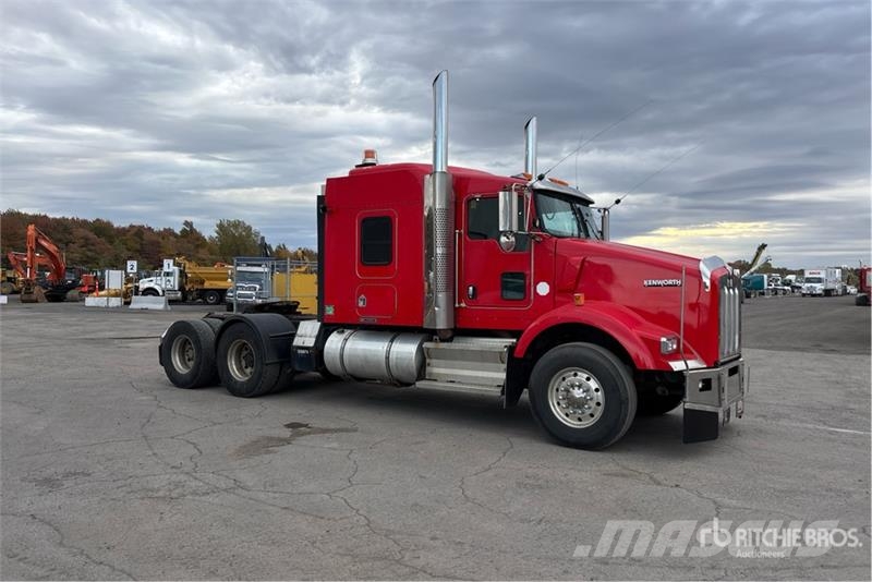 Kenworth T800 Седельные тягачи