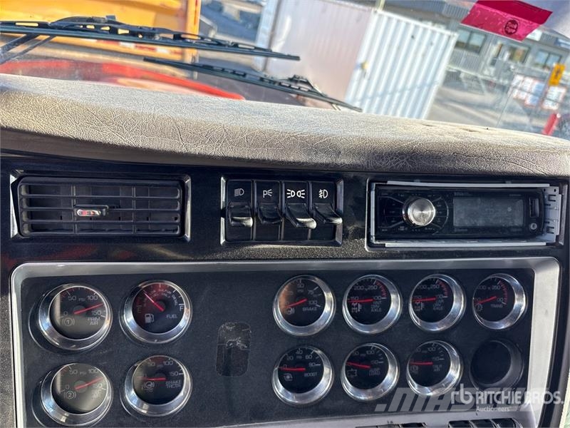 Kenworth T800 Trekkers