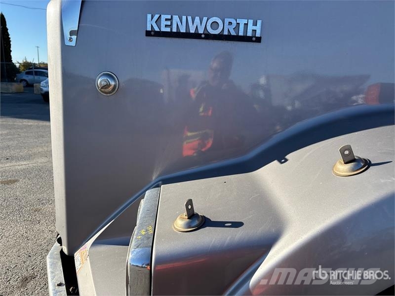 Kenworth T800 وحدات الجر