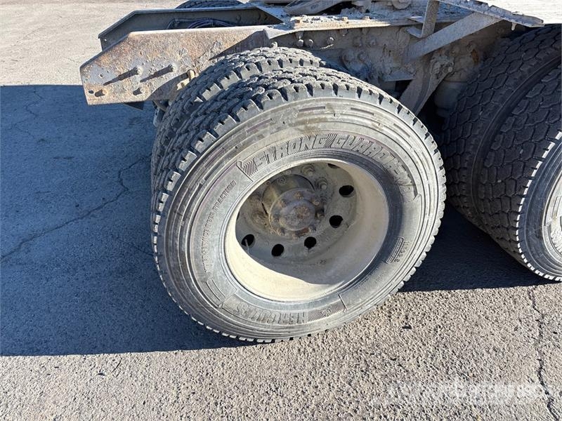 Kenworth T800 وحدات الجر