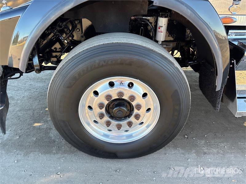 Kenworth T800 Tractor Units